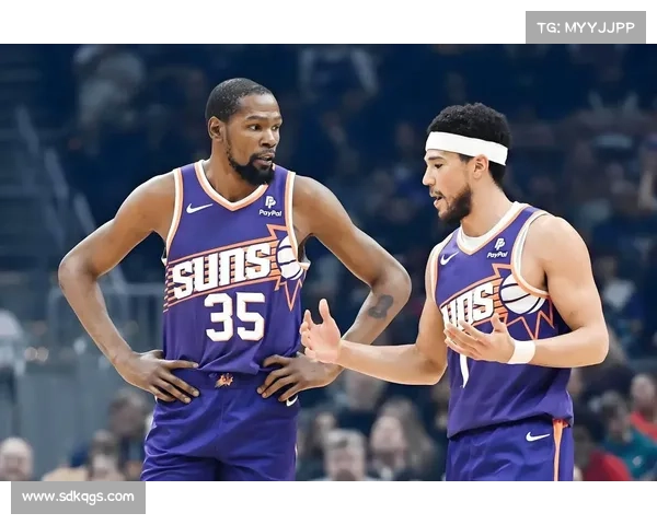 NBA2K更新评分:莫兰特92、伦纳德91、特雷-杨91、布克90 NBA2K更新评分:莫兰特92、伦纳德91、特雷-杨91、布克90